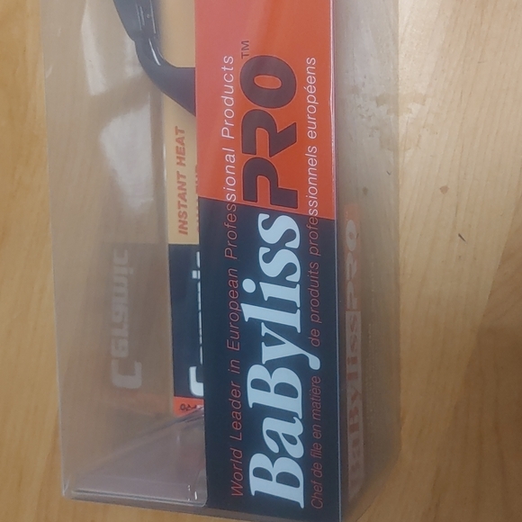 BabylissPro 16mm Curling Iron - Picture 3 of 11